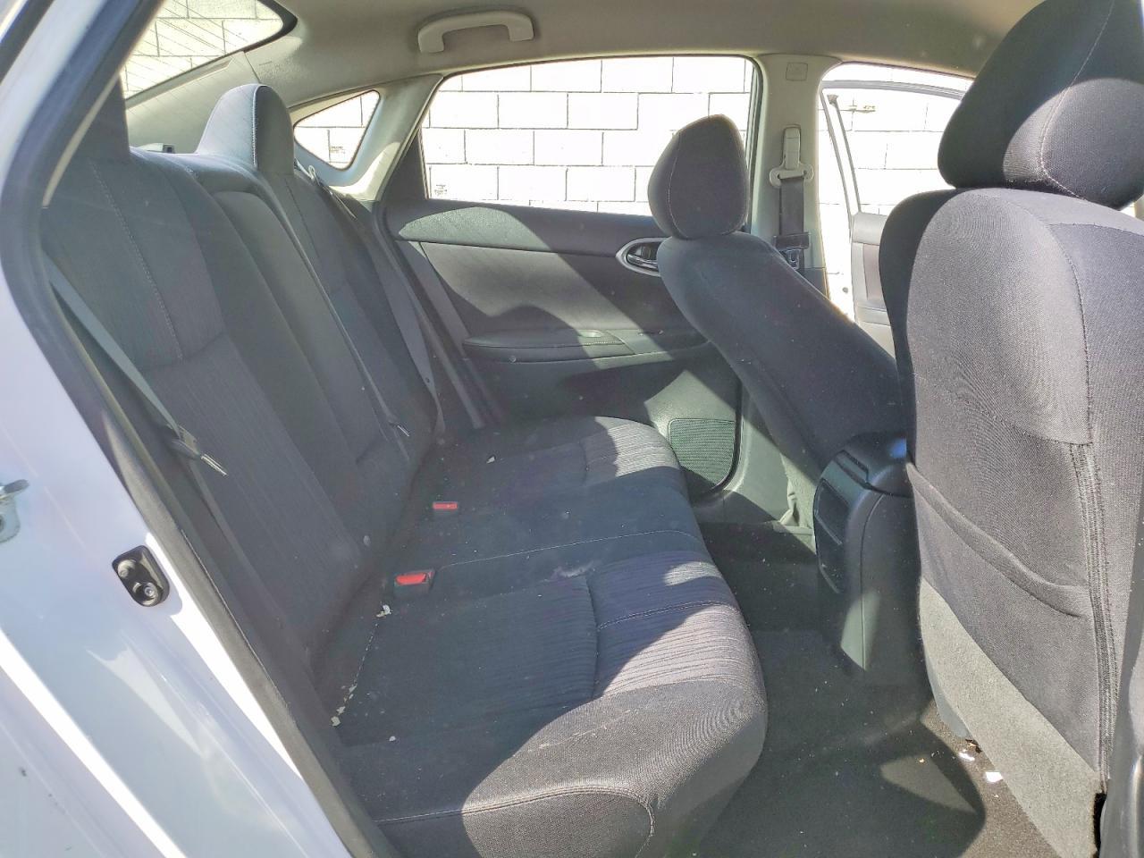 2016 NISSAN SENTRA