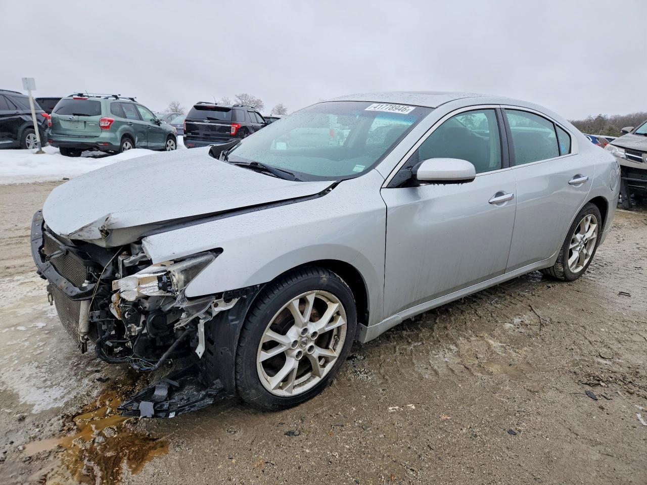 2013 NISSAN Maxima