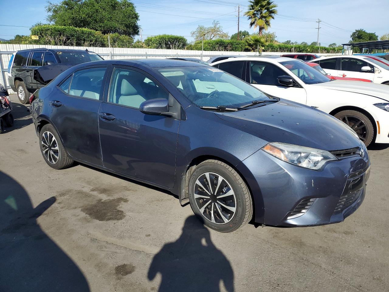 2016 TOYOTA COROLLA