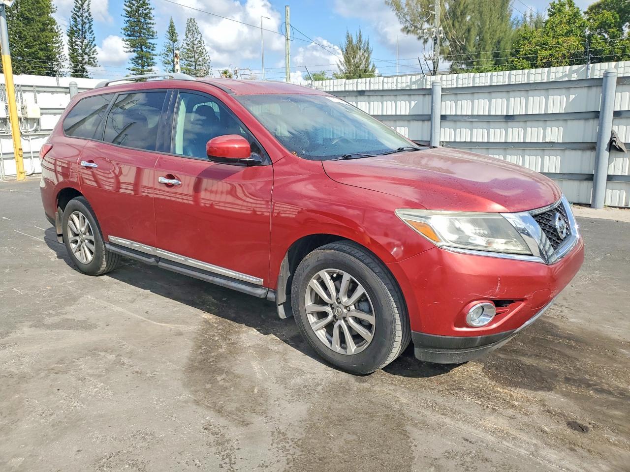 2016 NISSAN PATHFINDER
