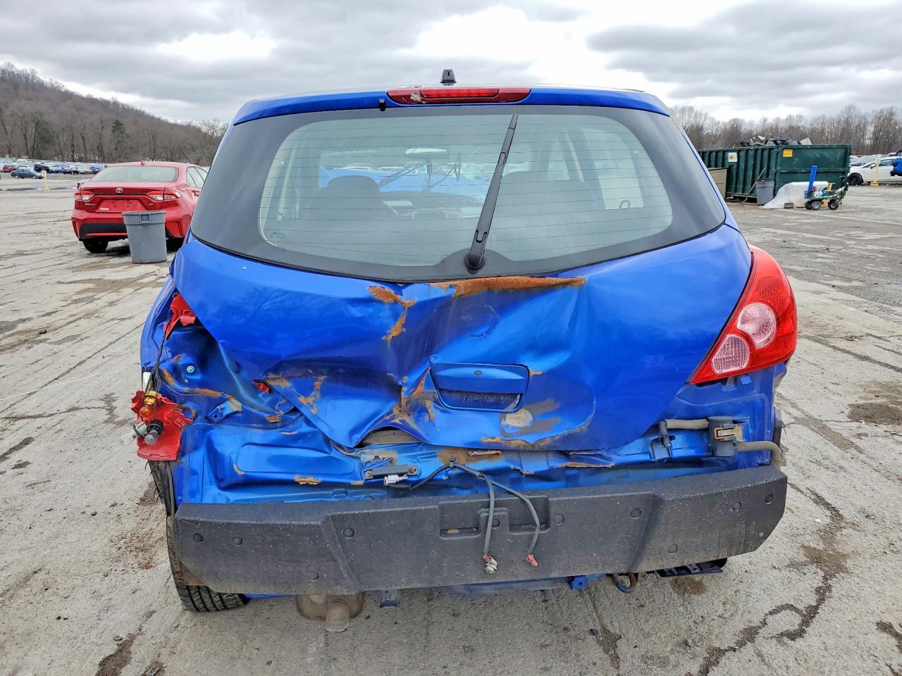 2009 NISSAN VERSA
