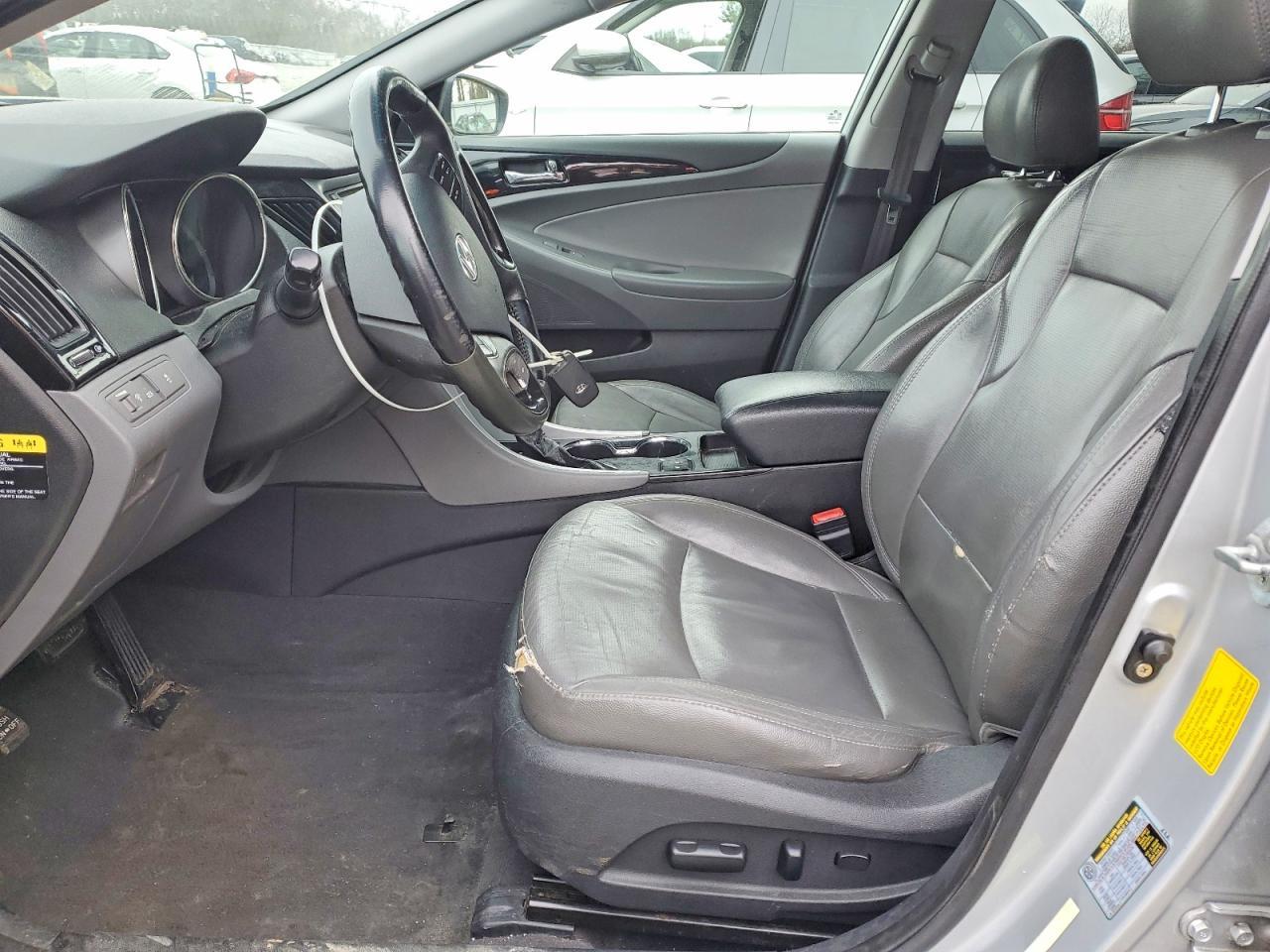 2012 HYUNDAI SONATA