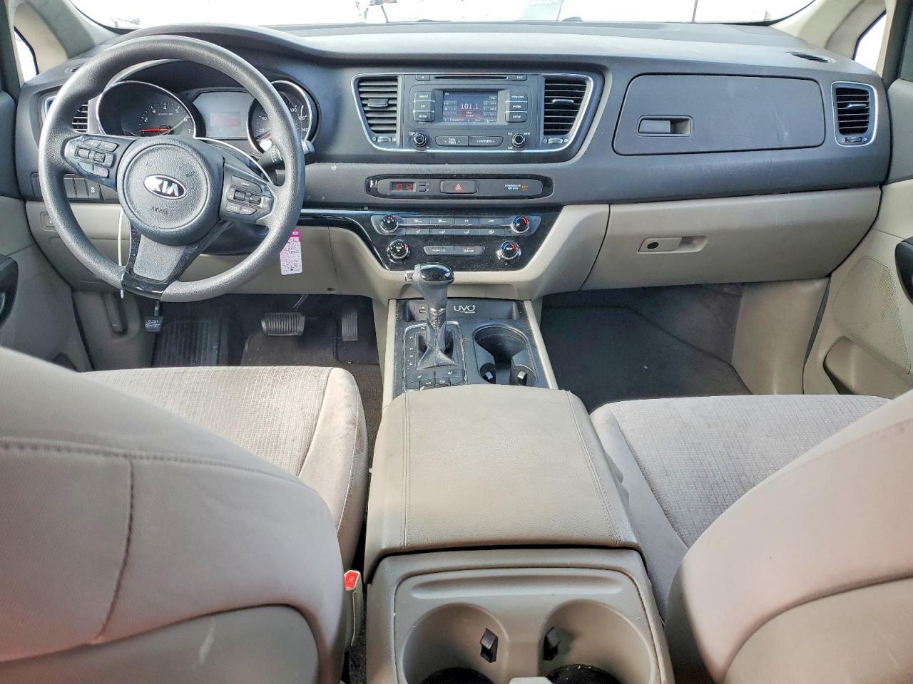 2016 KIA SEDONA