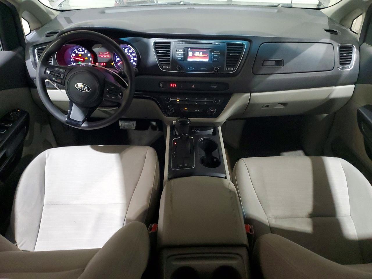 2015 KIA SEDONA