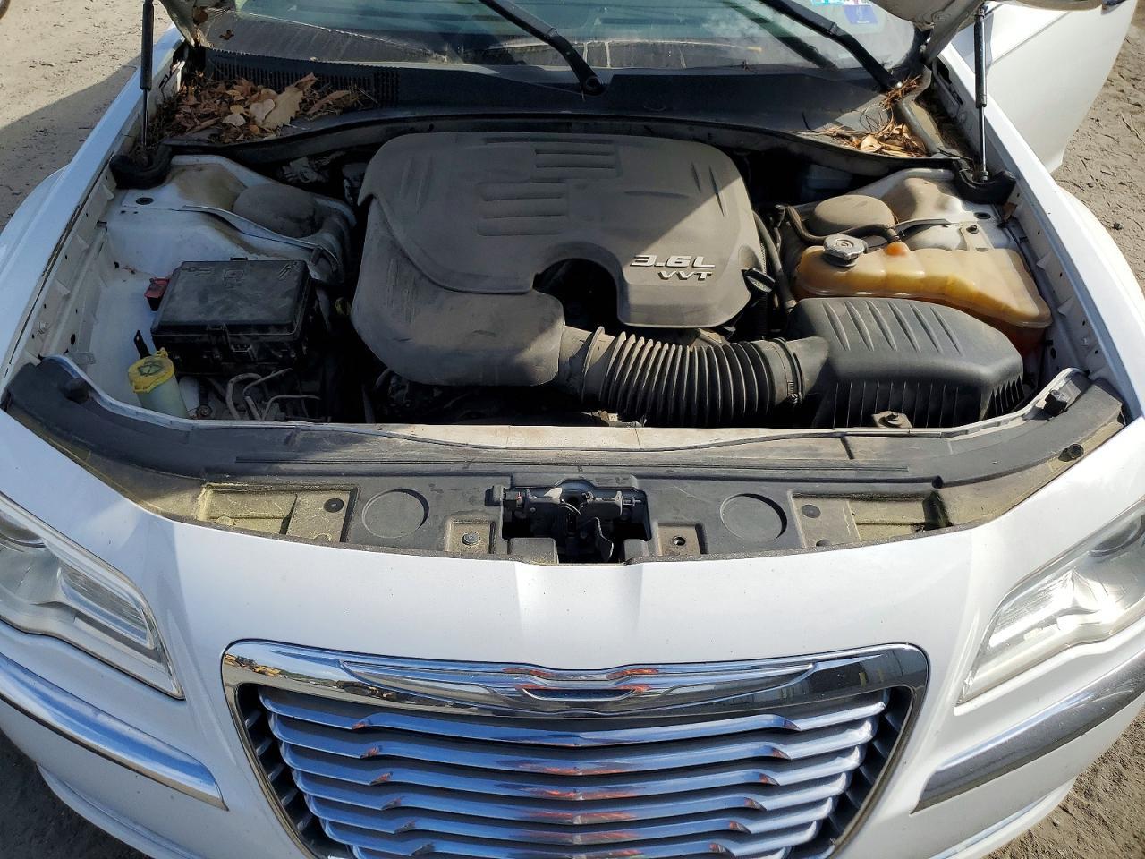 2011 CHRYSLER 300