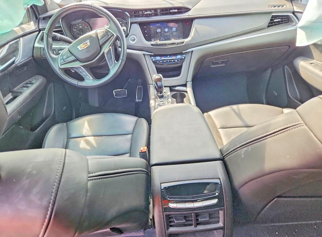 2023 CADILLAC XT5