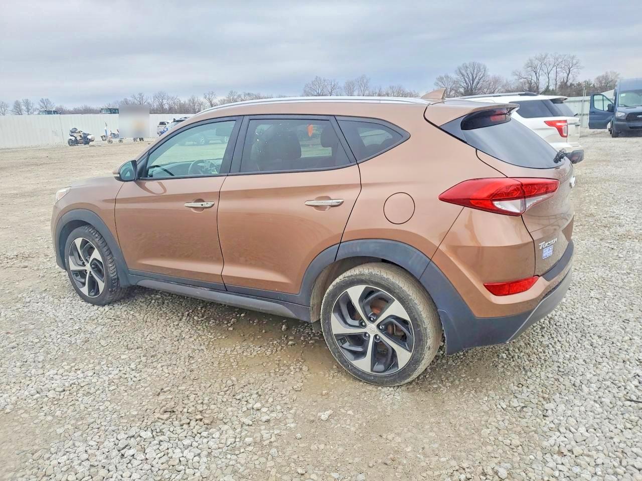 2016 HYUNDAI TUCSON