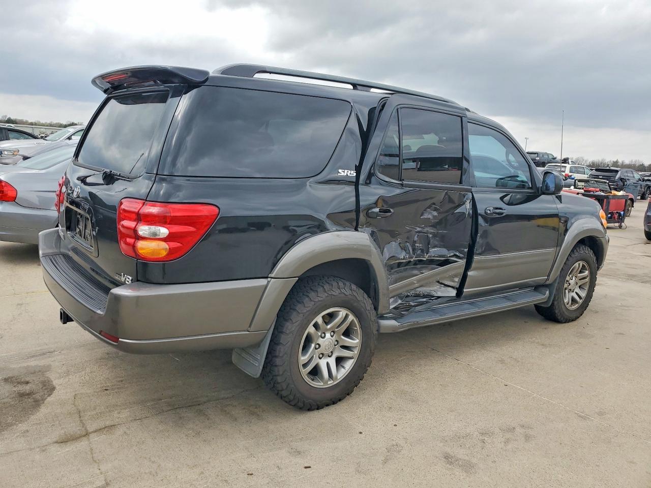 2003 TOYOTA Sequoia