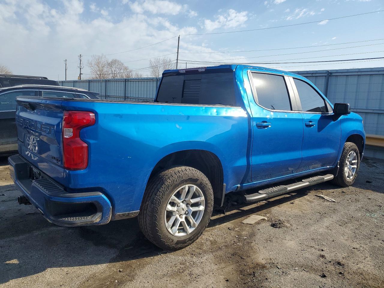 2024 CHEVROLET Silverado