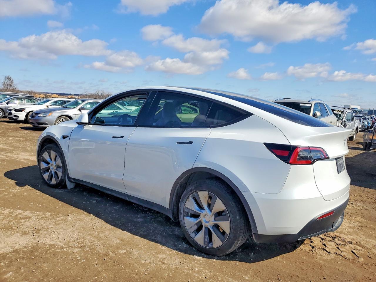 2023 TESLA MODEL Y