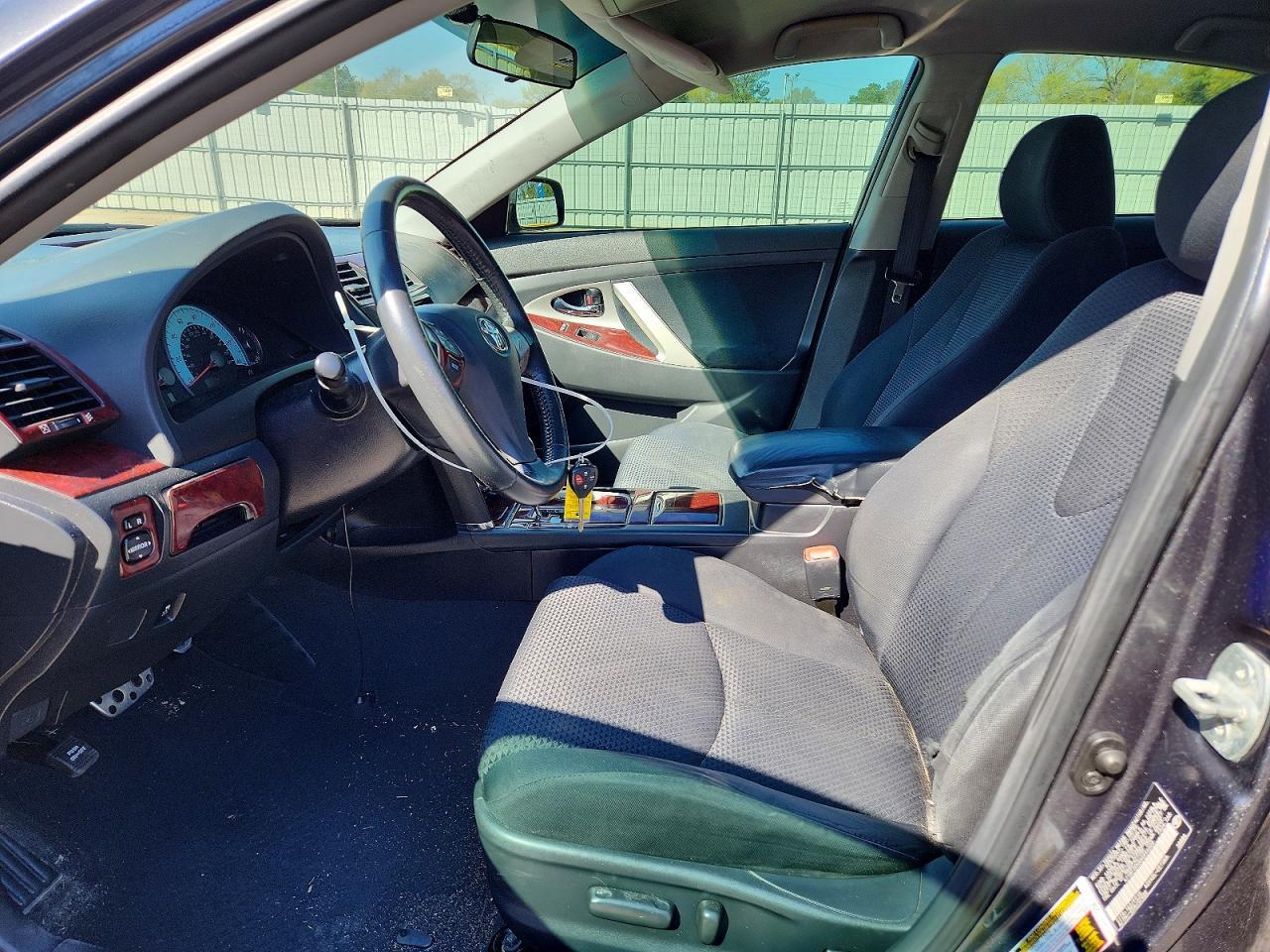 2010 TOYOTA CAMRY