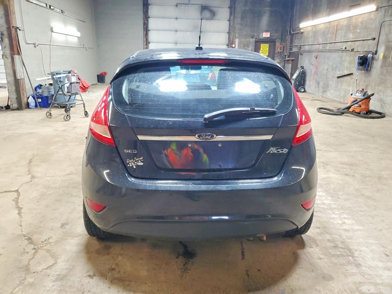 2011 FORD Fiesta