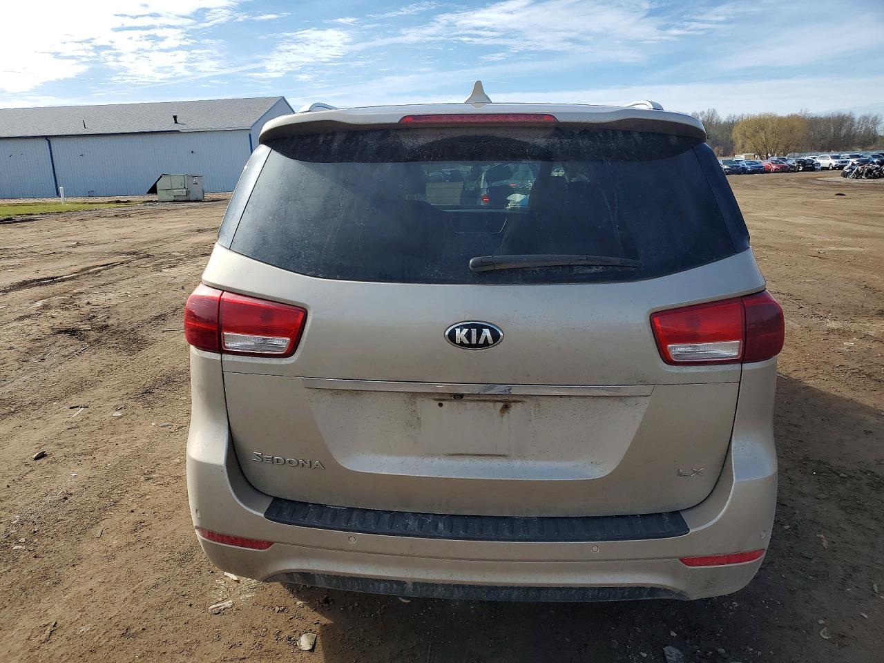2016 KIA SEDONA