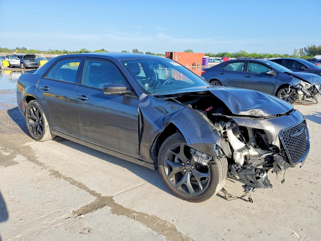 2023 CHRYSLER 300