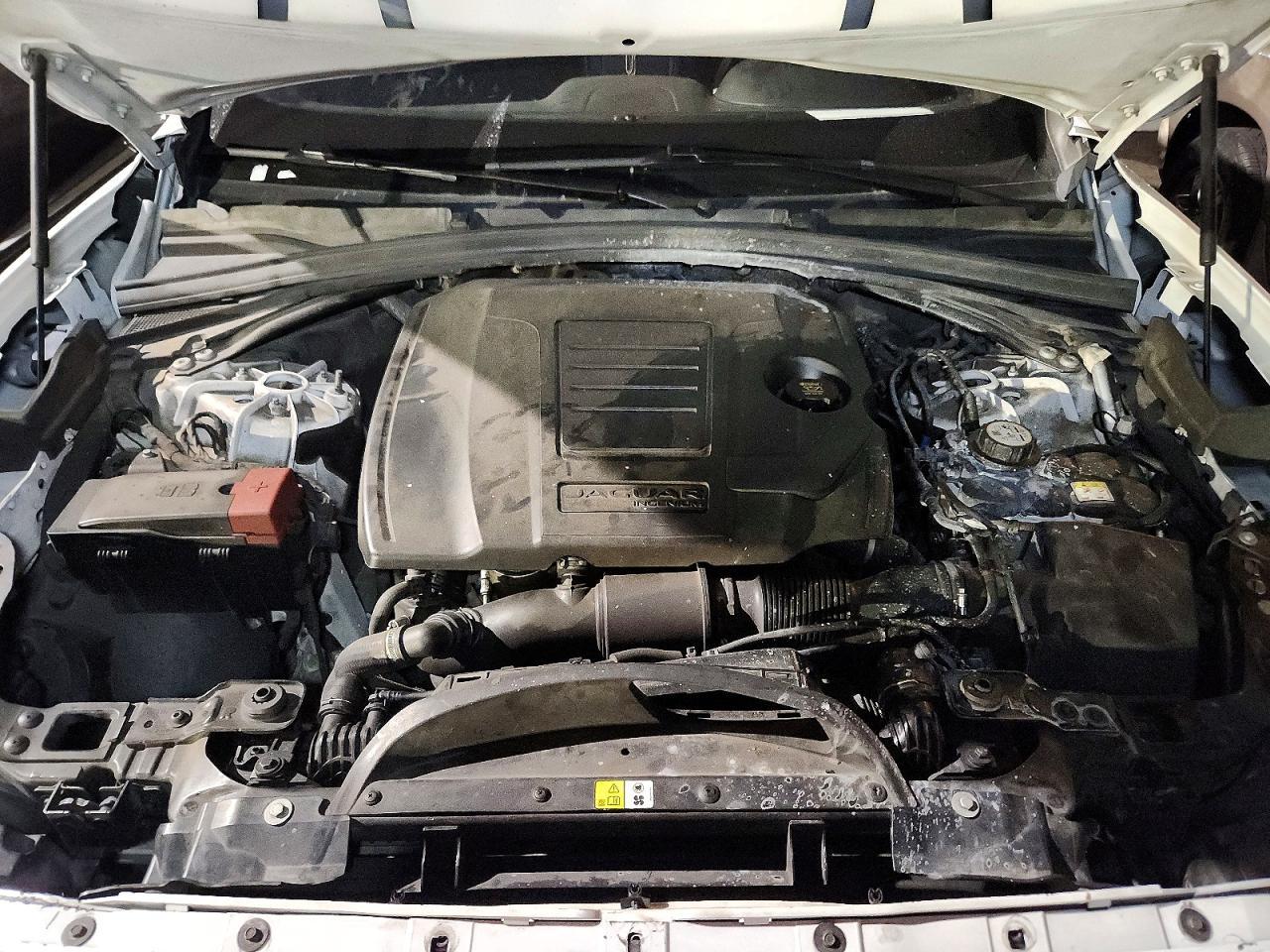 2019 JAGUAR F-Pace