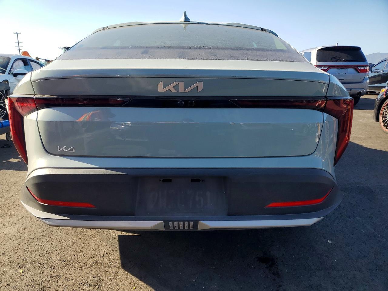 2025 KIA K4