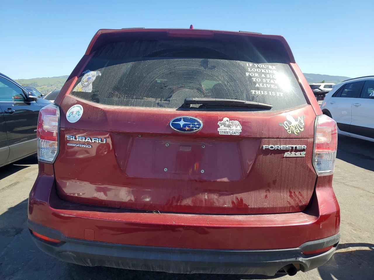 2017 SUBARU FORESTER