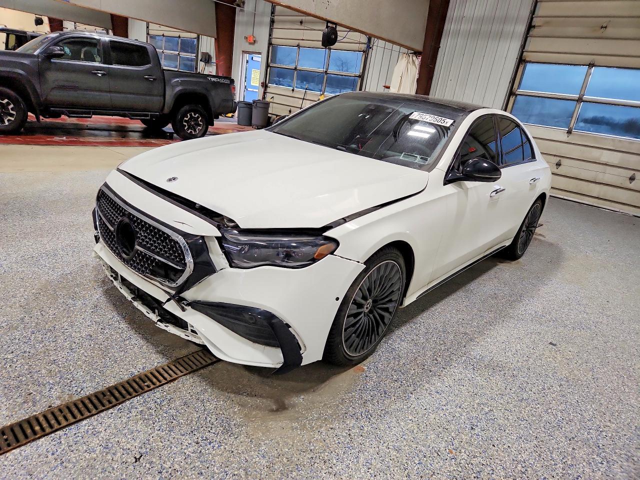2026 MERCEDES-BENZ E-Class