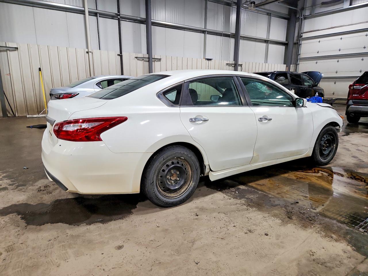 2016 NISSAN ALTIMA