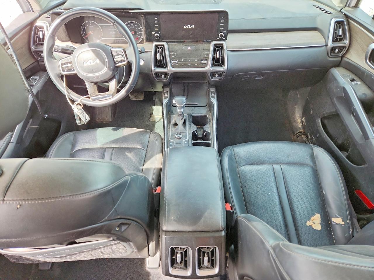 2023 KIA SORENTO