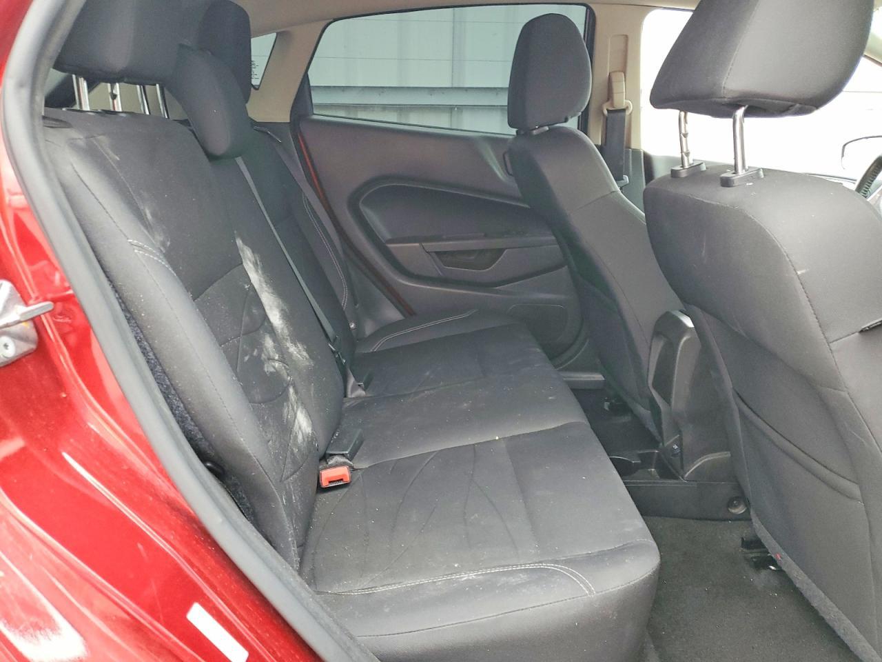 2015 FORD Fiesta