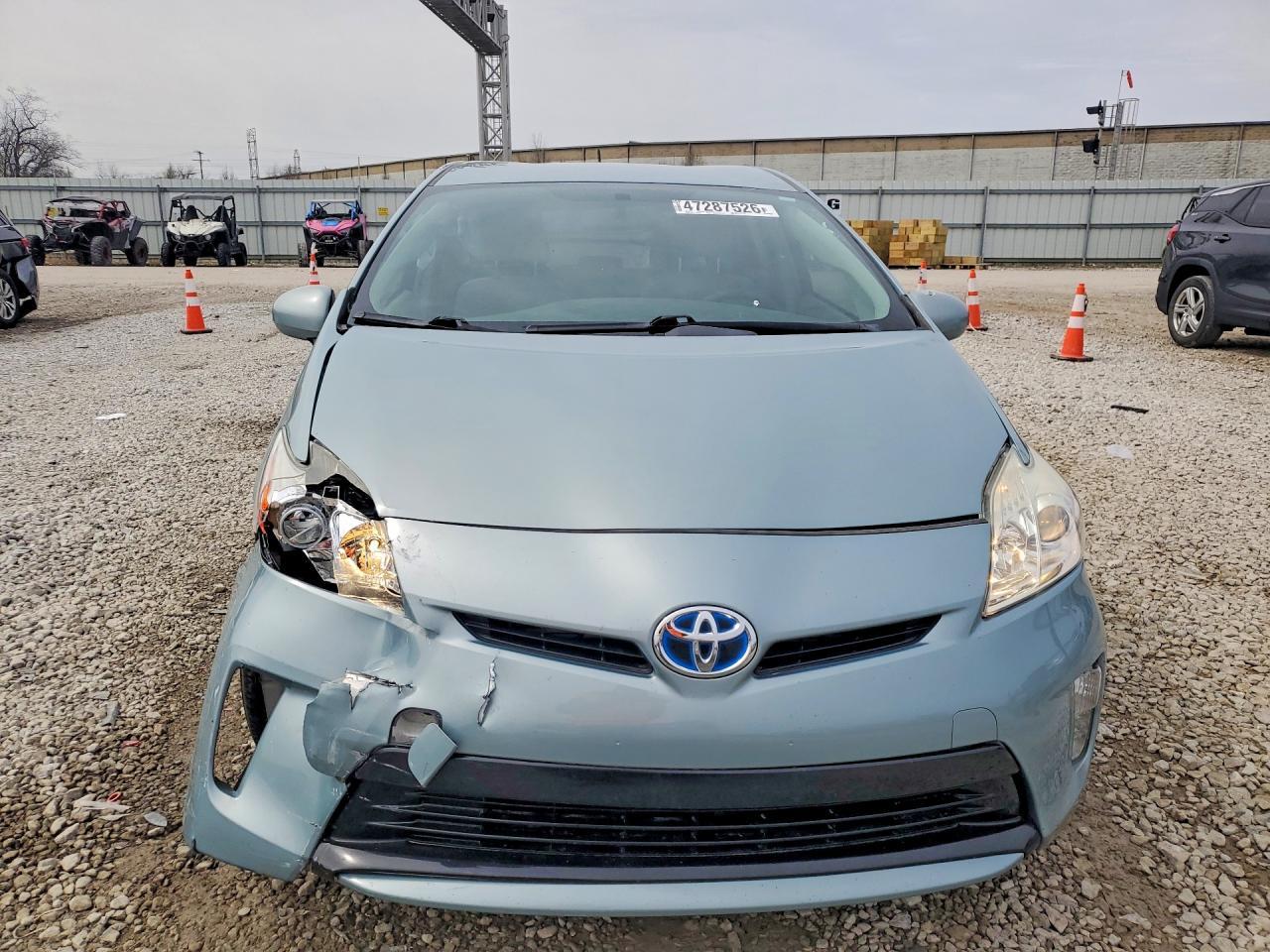 2015 TOYOTA PRIUS