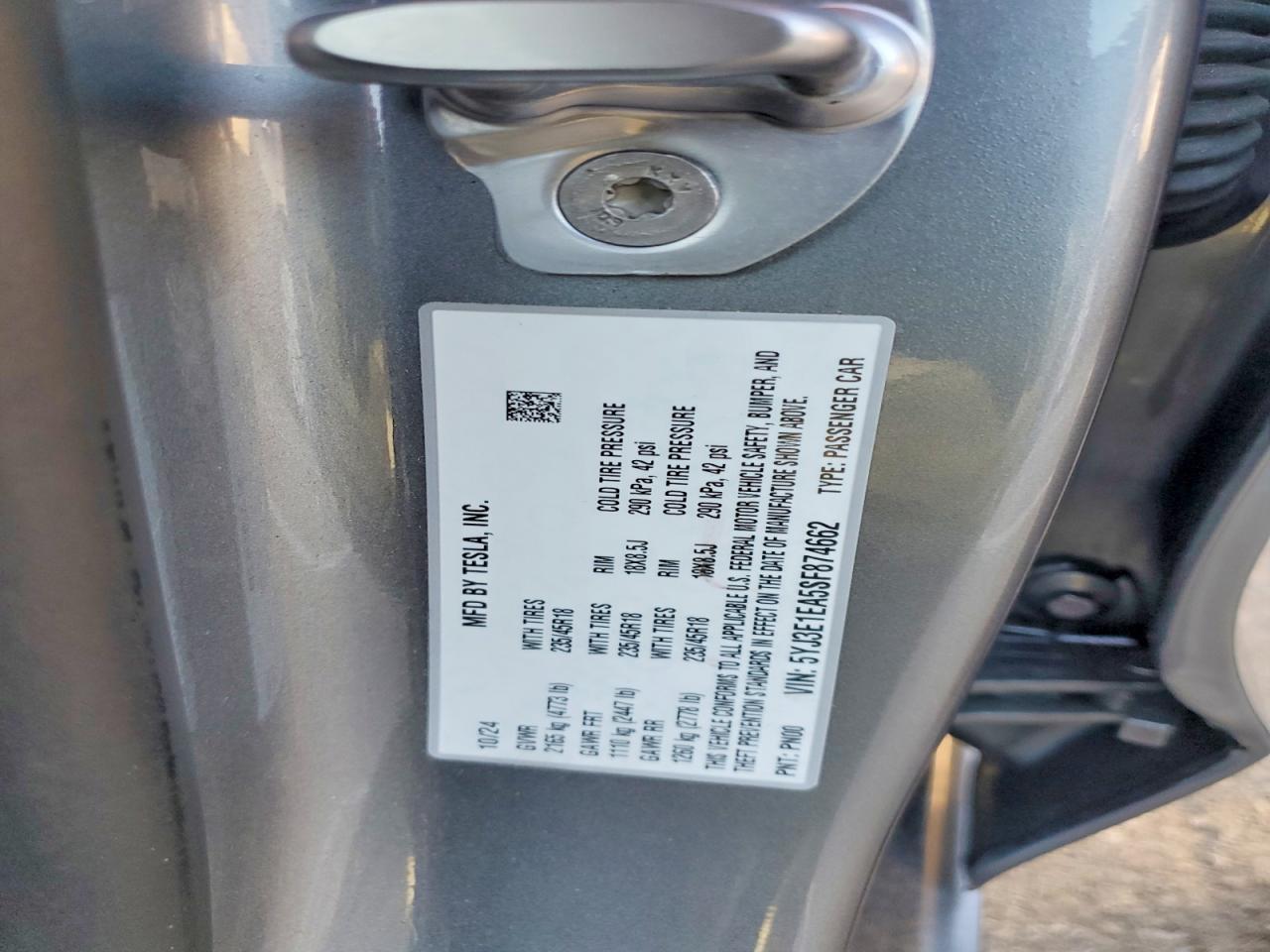 2025 TESLA MODEL 3