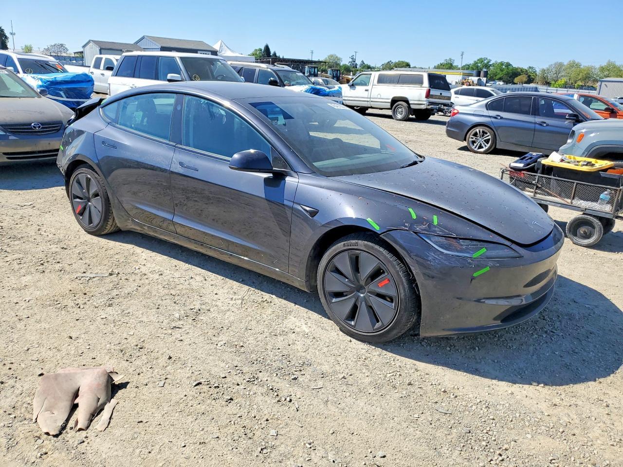 2024 TESLA MODEL 3