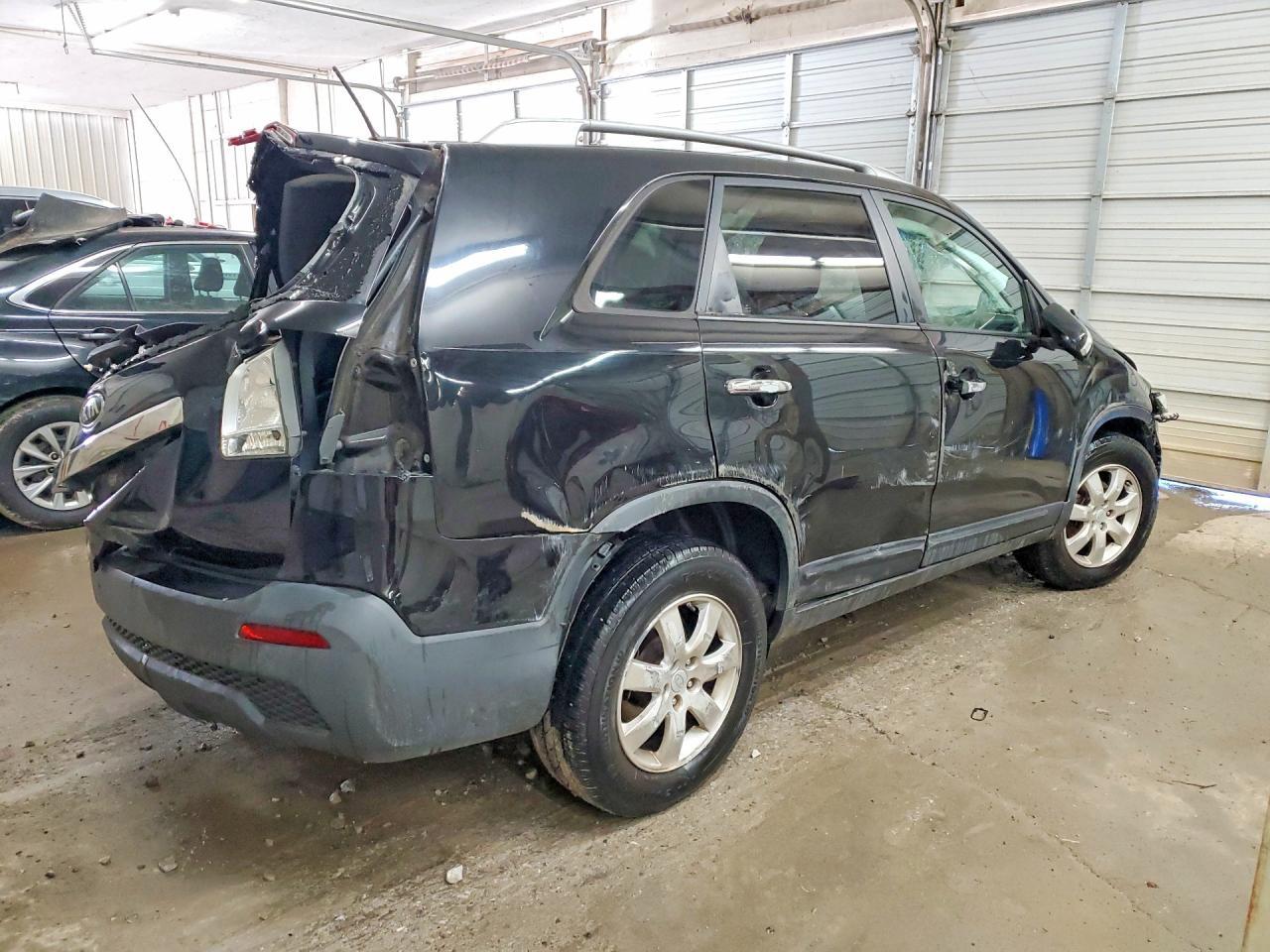 2011 KIA SORENTO