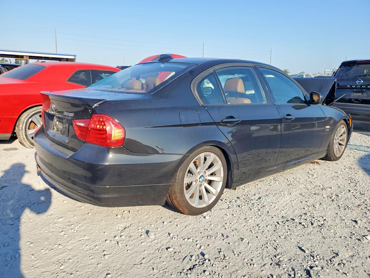 2011 BMW 3 SERIES