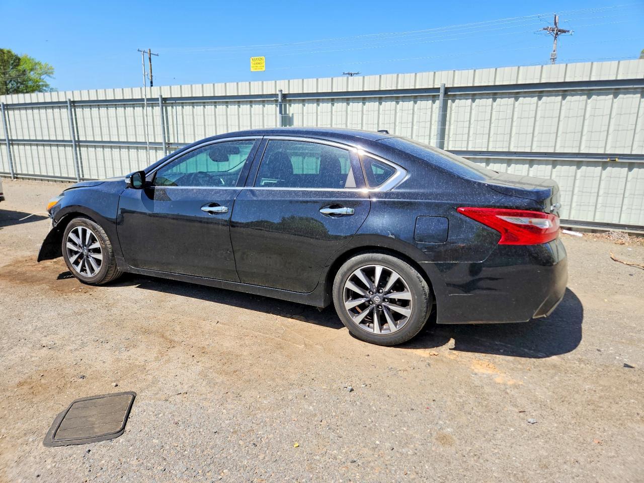 2017 NISSAN ALTIMA