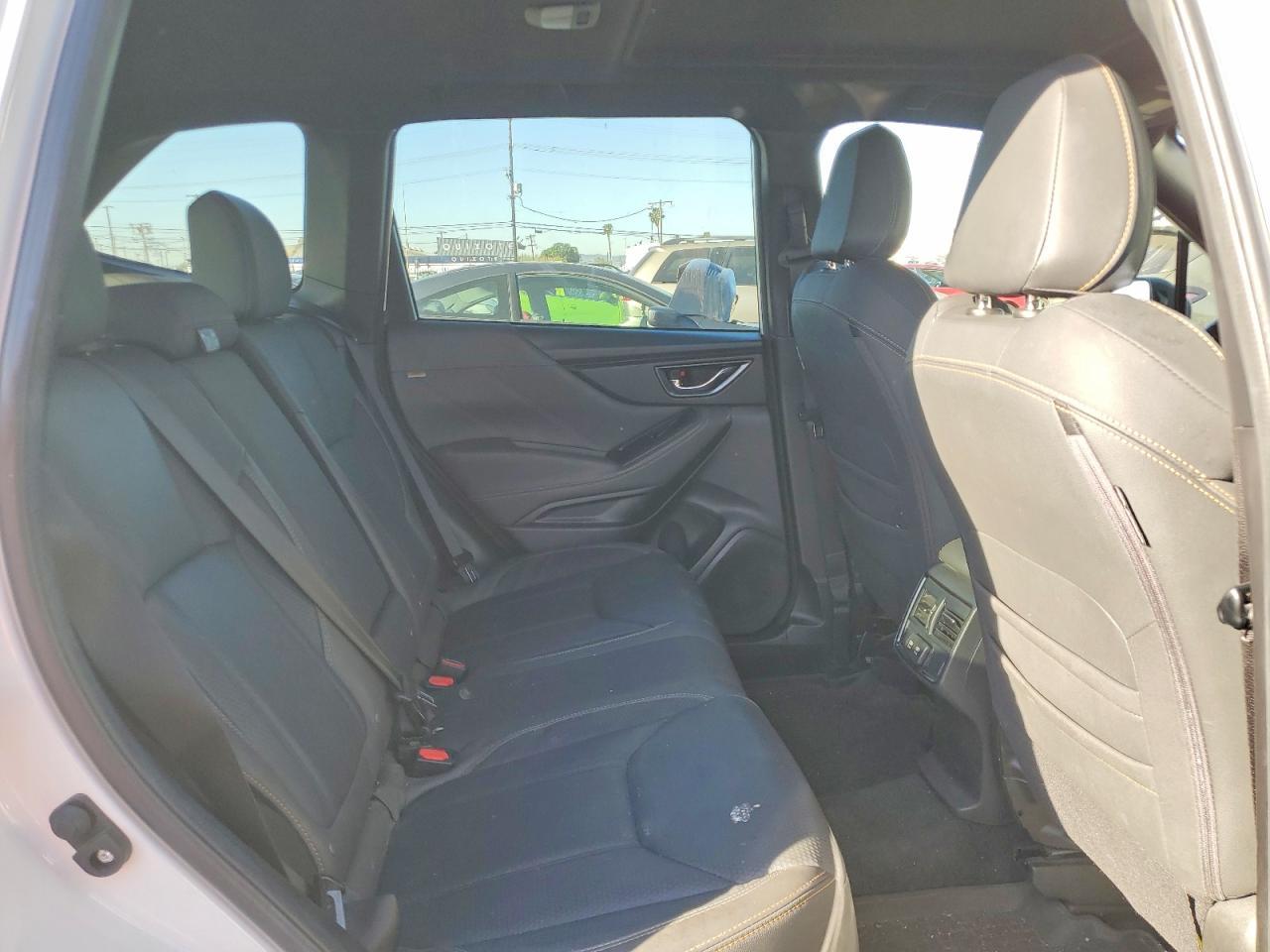 2022 SUBARU FORESTER