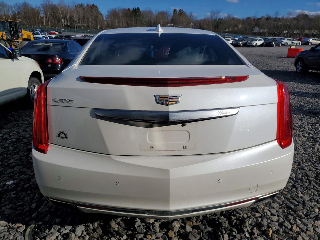 2016 CADILLAC XTS