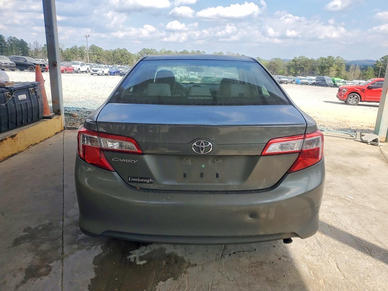 2012 TOYOTA CAMRY