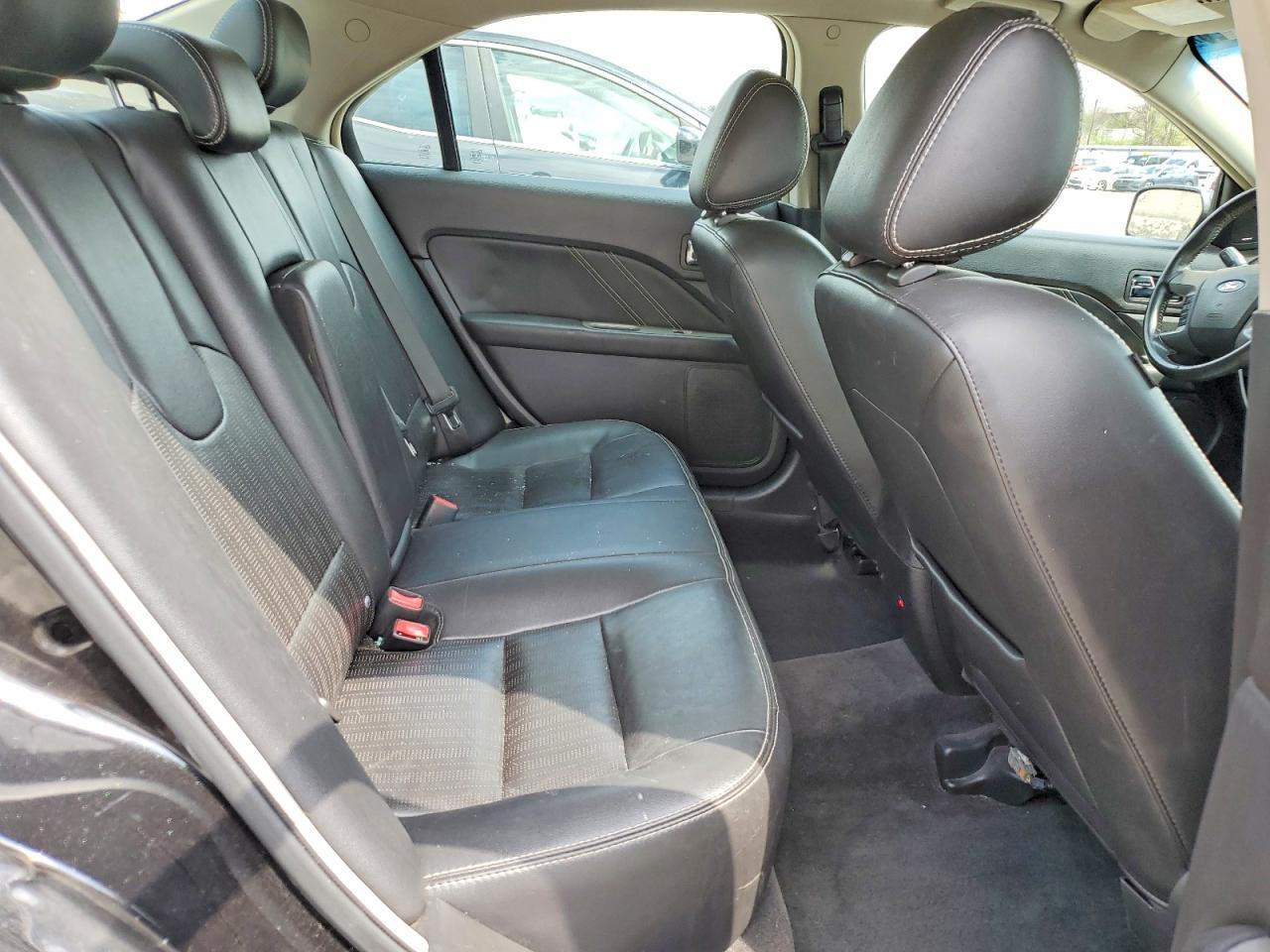 2011 FORD FUSION