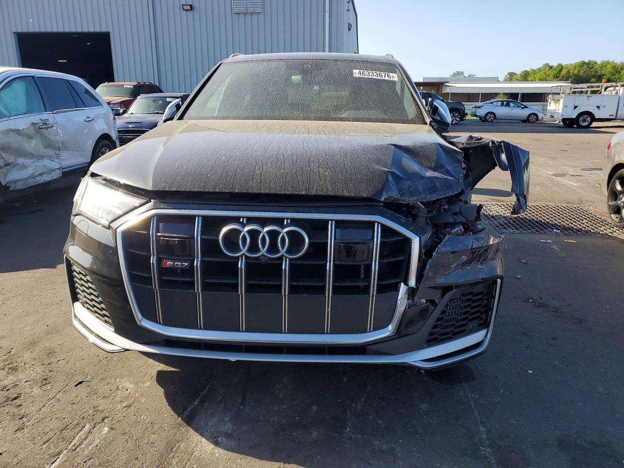 2021 AUDI SQ7