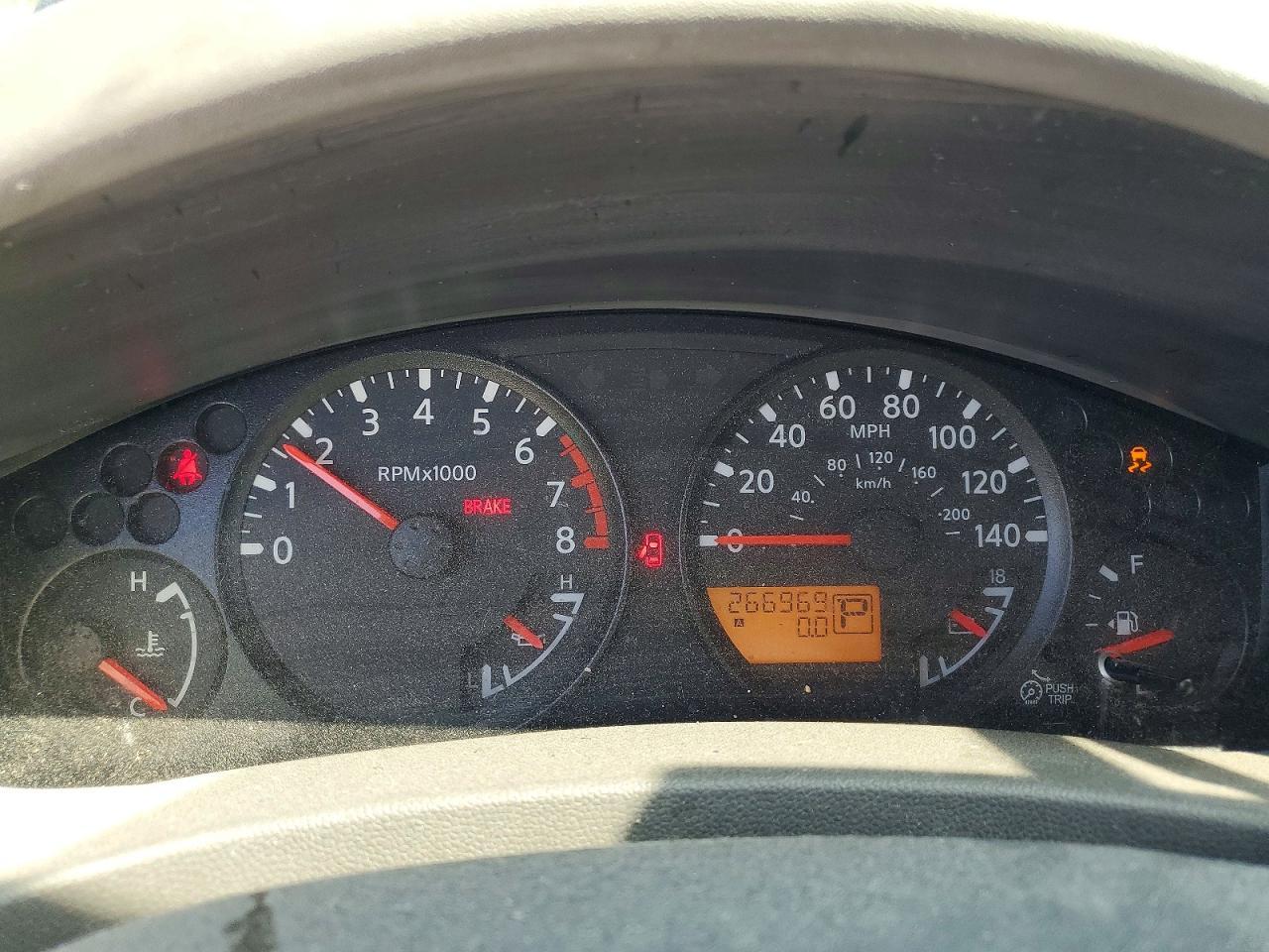 2012 NISSAN Frontier