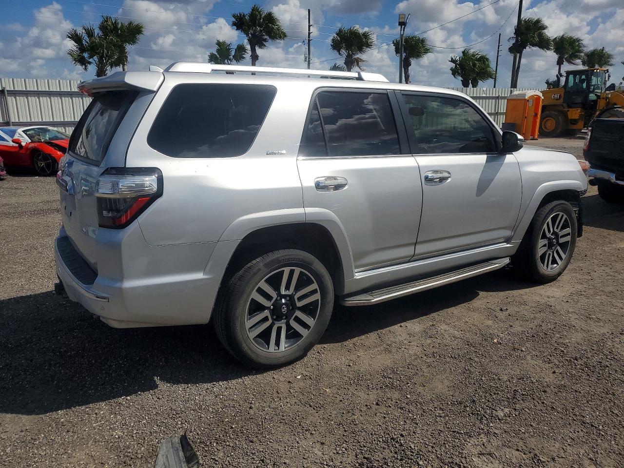 2018 TOYOTA 4Runner