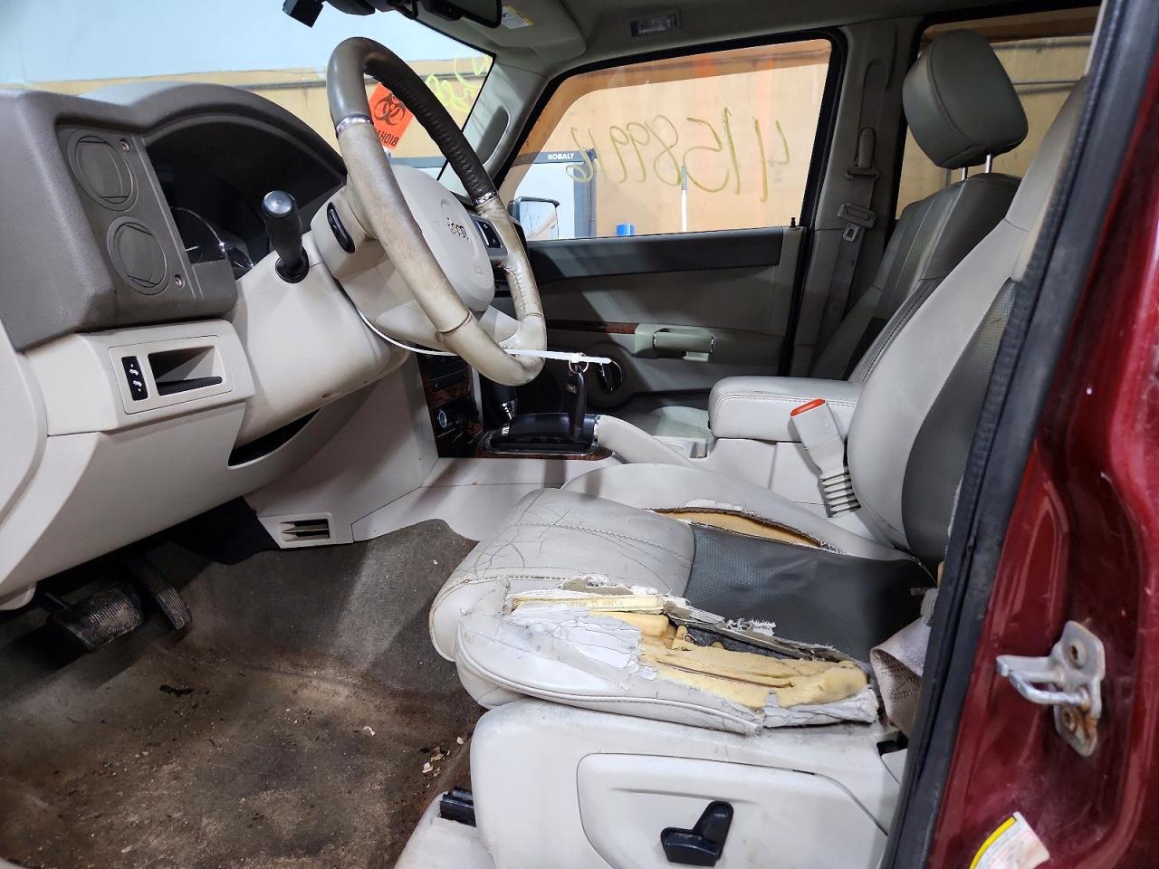 2008 JEEP Commander