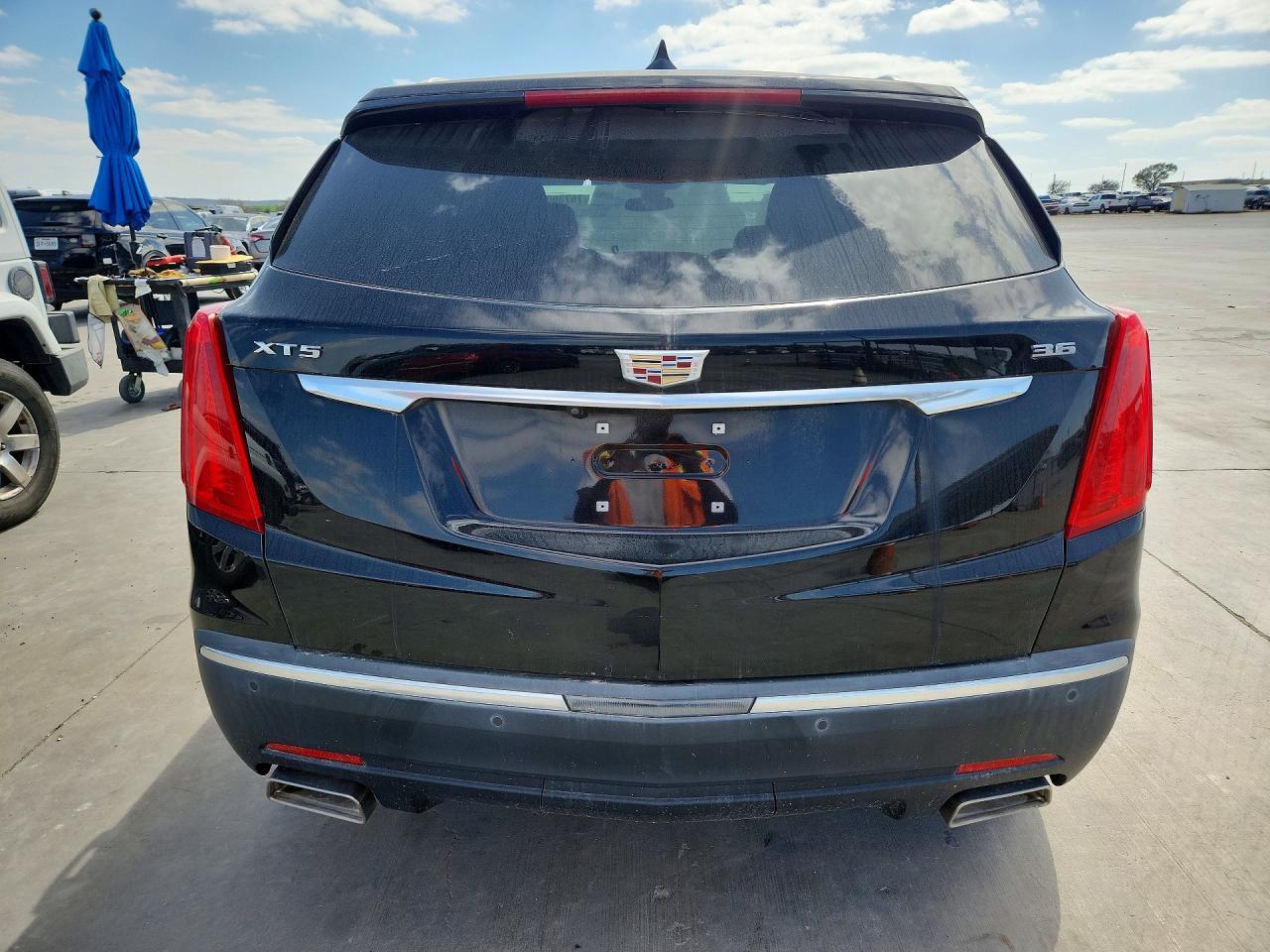 2019 CADILLAC XT5