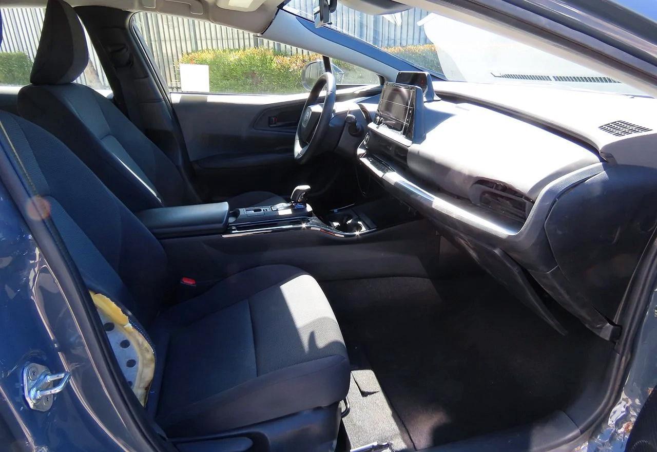 2023 TOYOTA PRIUS