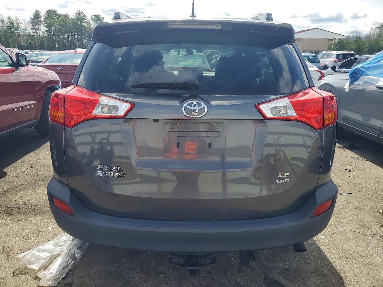 2015 TOYOTA RAV4