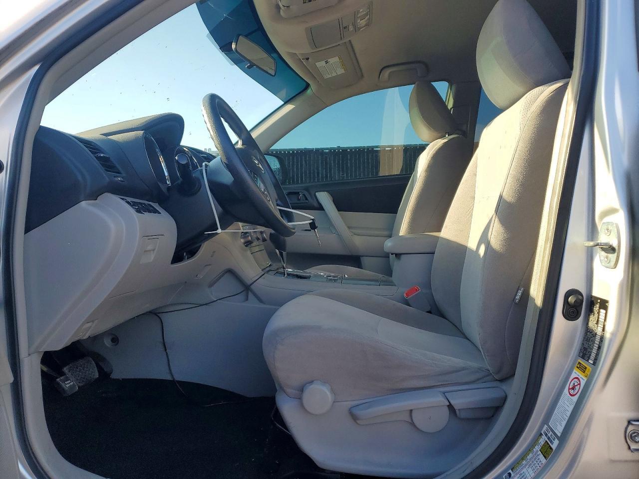 2013 TOYOTA HIGHLANDER