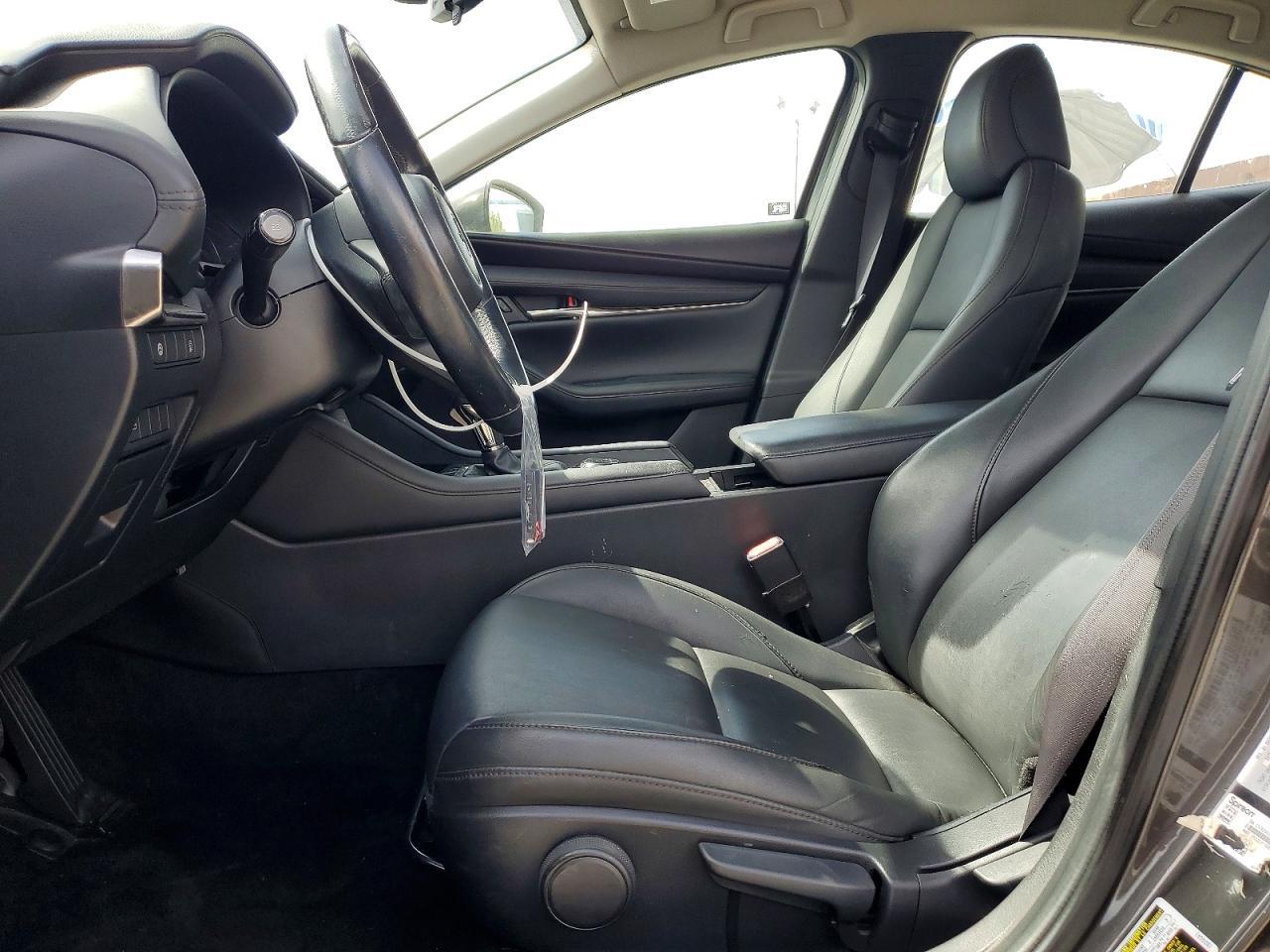 2019 MAZDA 3
