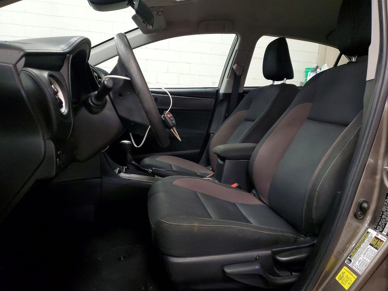 2017 TOYOTA COROLLA