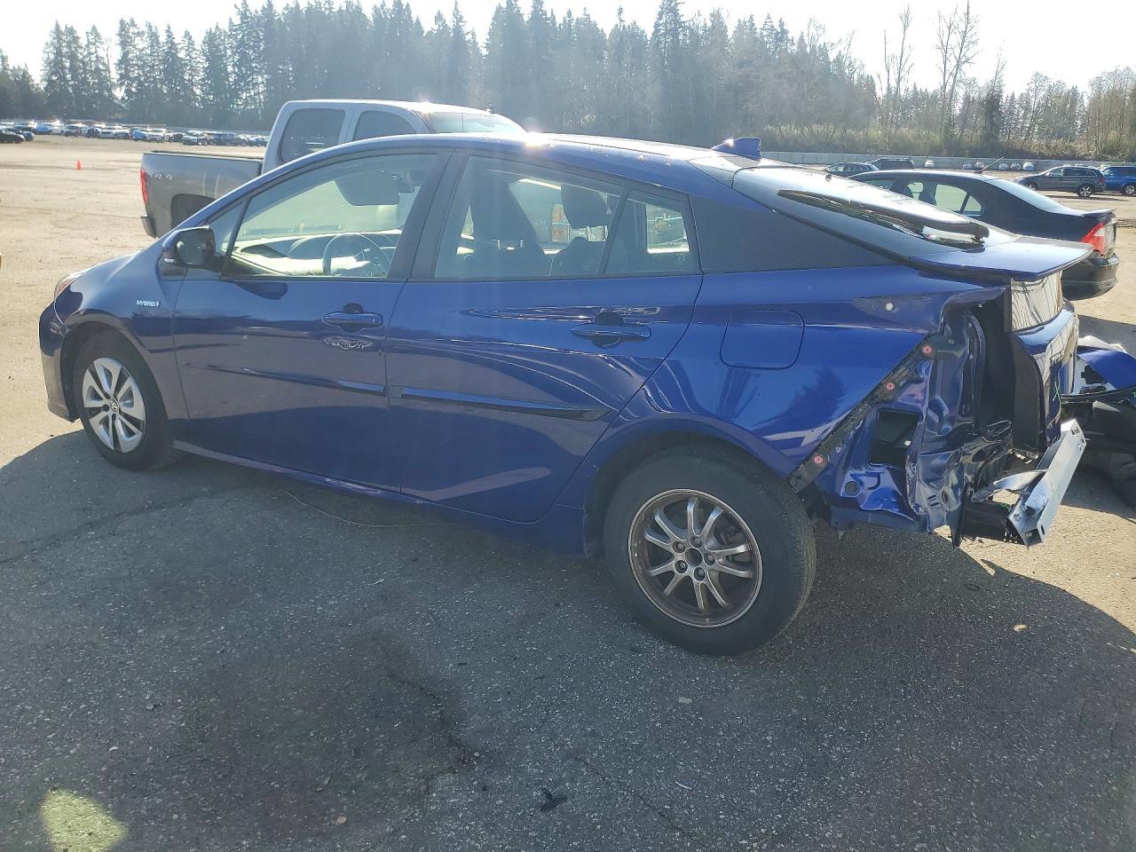 2016 TOYOTA PRIUS