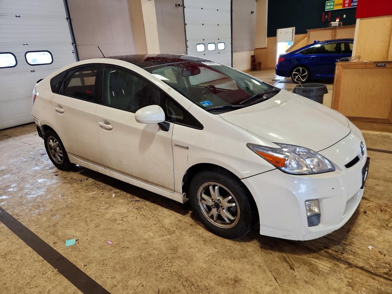 2010 TOYOTA PRIUS