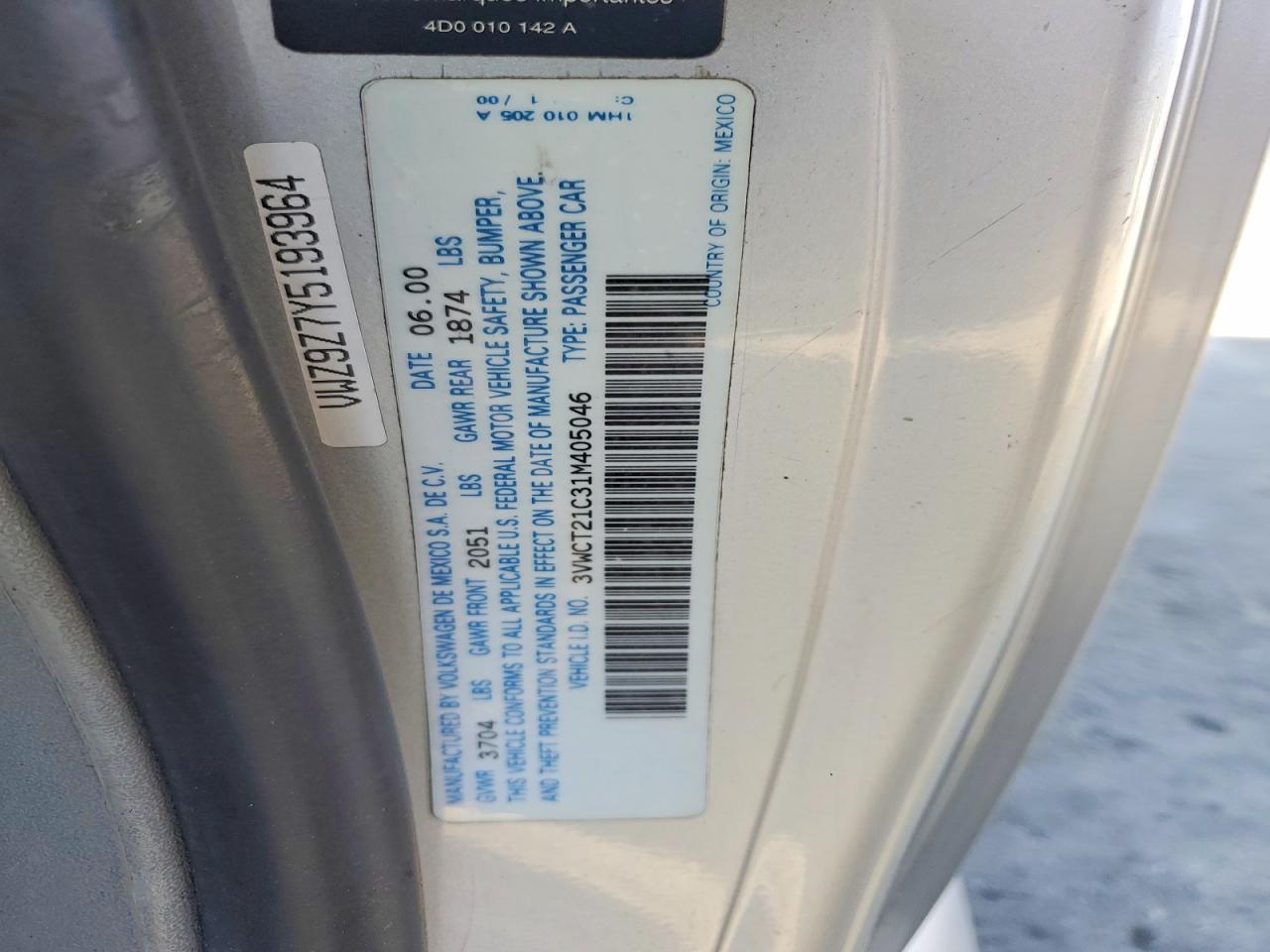 2001 VOLKSWAGEN Beetle