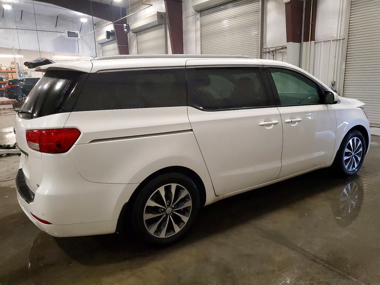 2018 KIA SEDONA