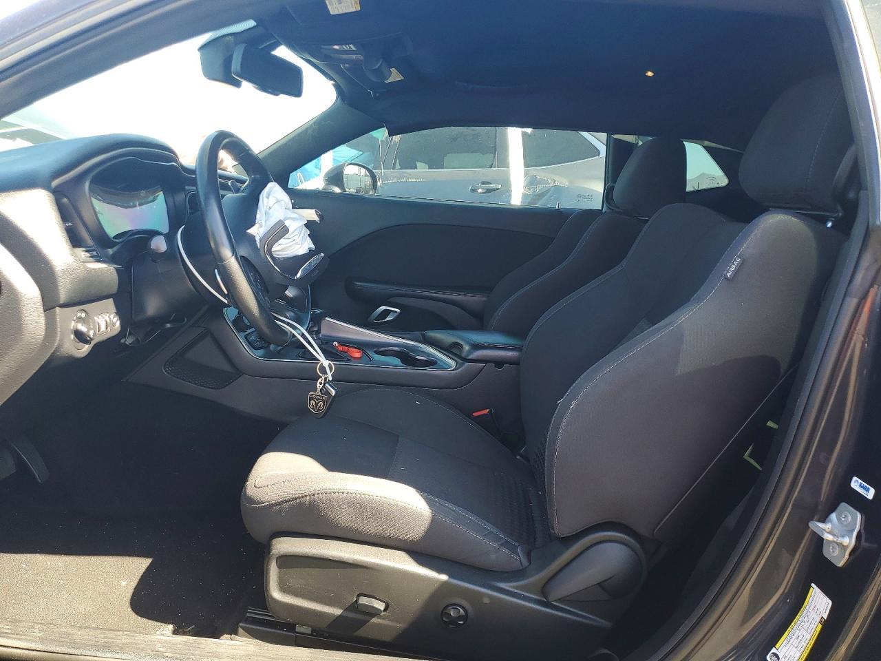2019 DODGE Challenger